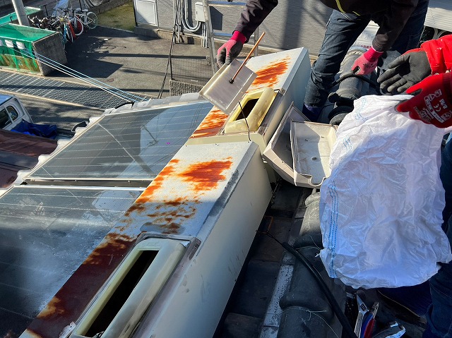 温水パネル撤去